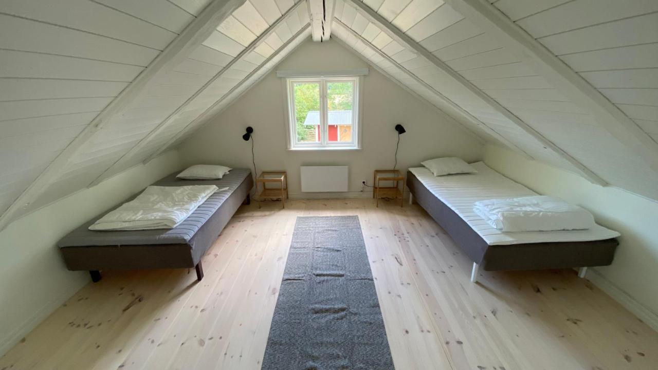 Charmig, Nyrenoverat Och Fullt Utrustad Stuga. Anpassad Foer Hundar, Naera Till Naturen Och Havet. Gangavstand Till Golfbana. Kalmar Exterior foto
